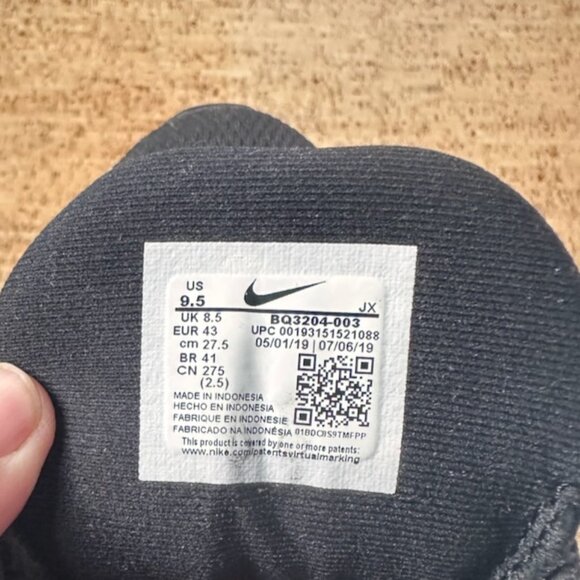 Nike Revolution running shoes Mens 9.5 - Picture 3 of 5